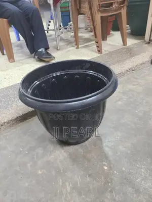 Plastic Flower Pots