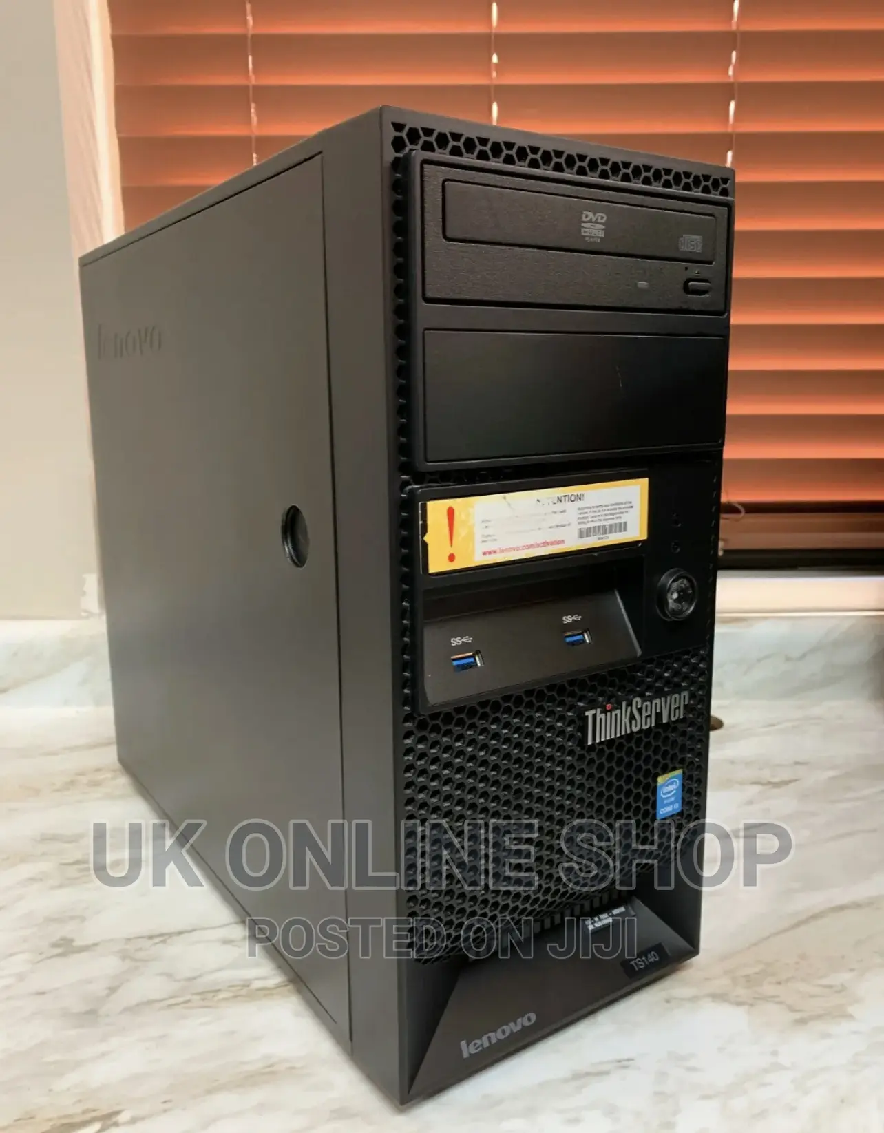 Server Lenovo ThinkSystem ST550 4GB Intel Xeon HDD 500GB