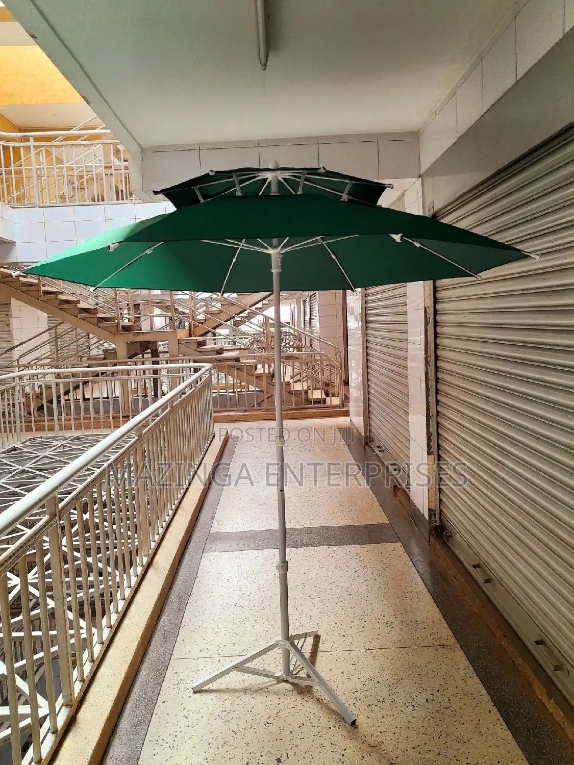 Garden/Business Umbrella With Stand