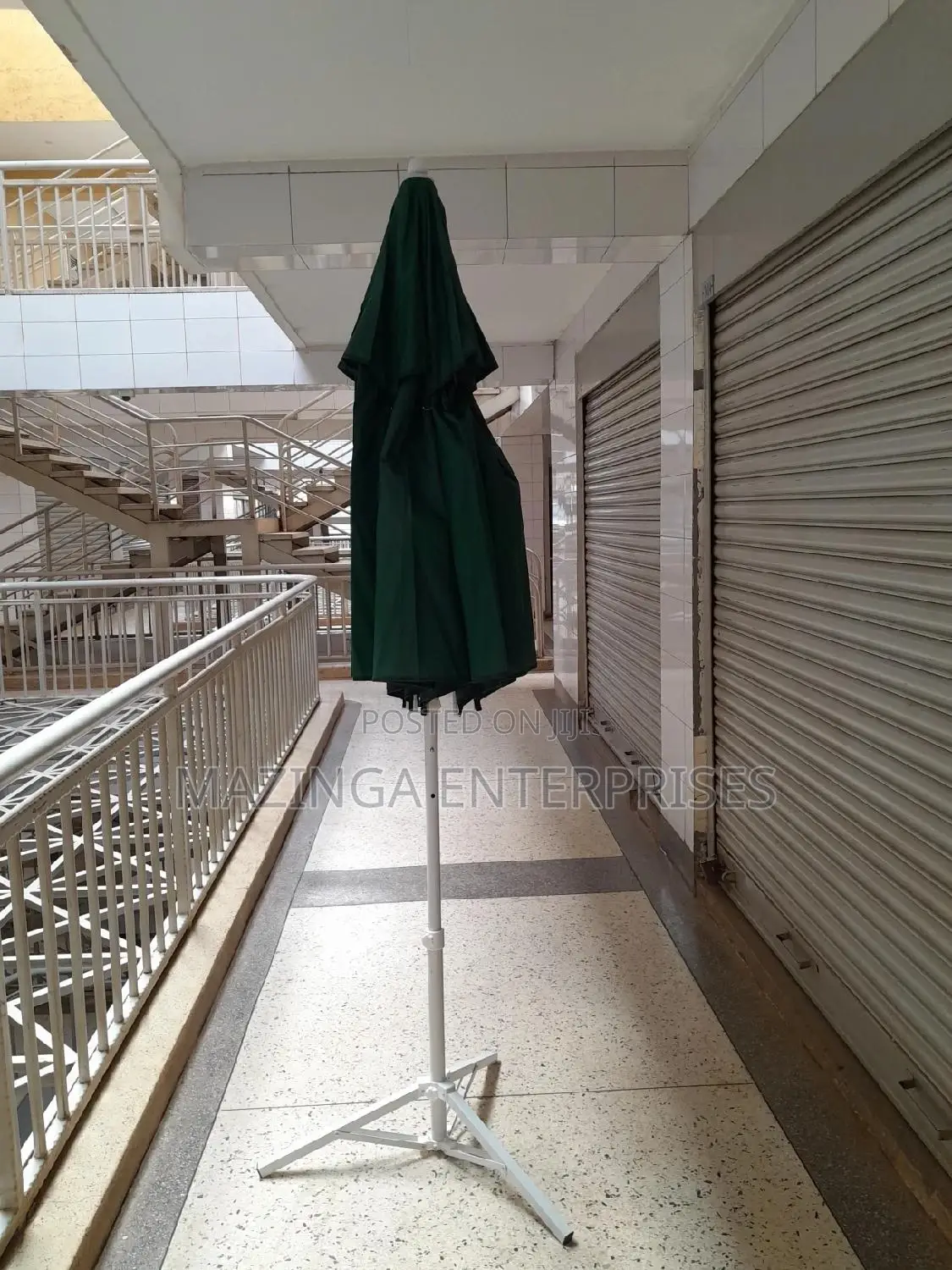 Garden/Business Umbrella With Stand