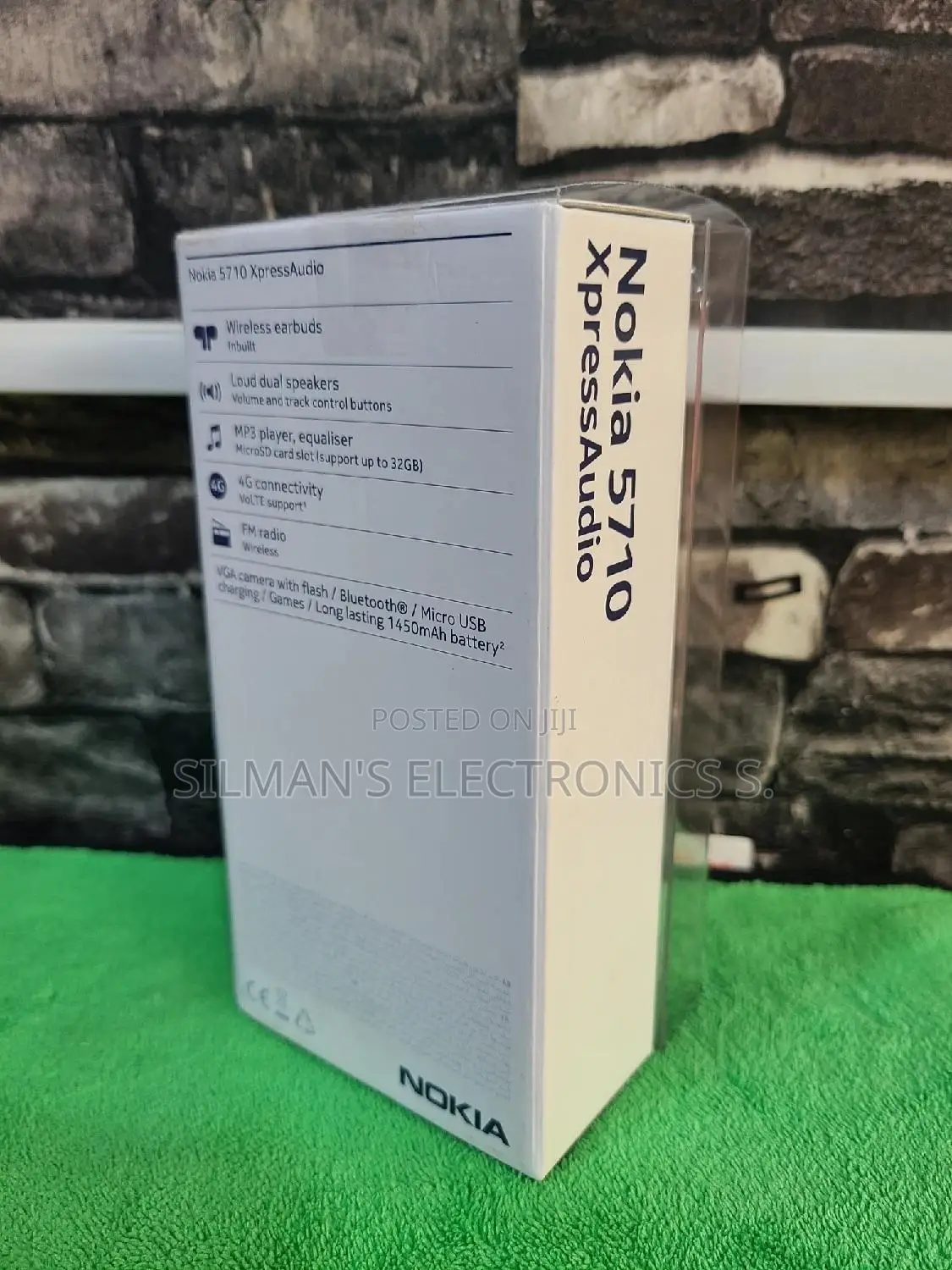 New Nokia 5710 XpressAudio Black