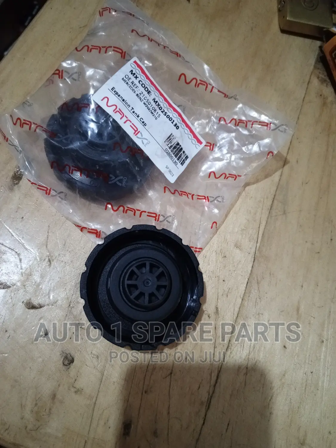 Expansion Tank Cups, Coolant Tank Cups Mercedes Benz