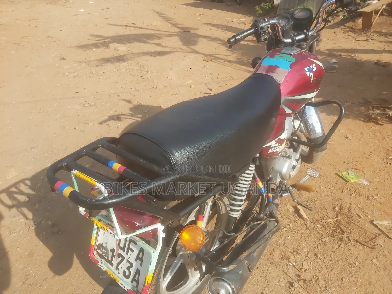 TVS HLX 125 2019 Red