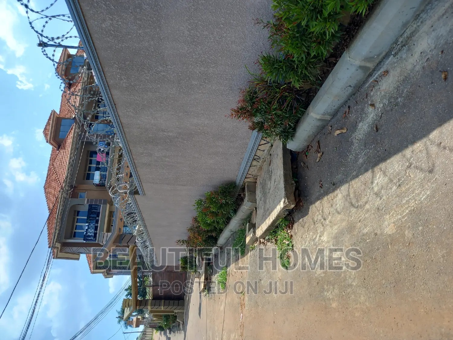 Furnished 2bdrm Apartment in Kyaliwajjara, Central Division for sale