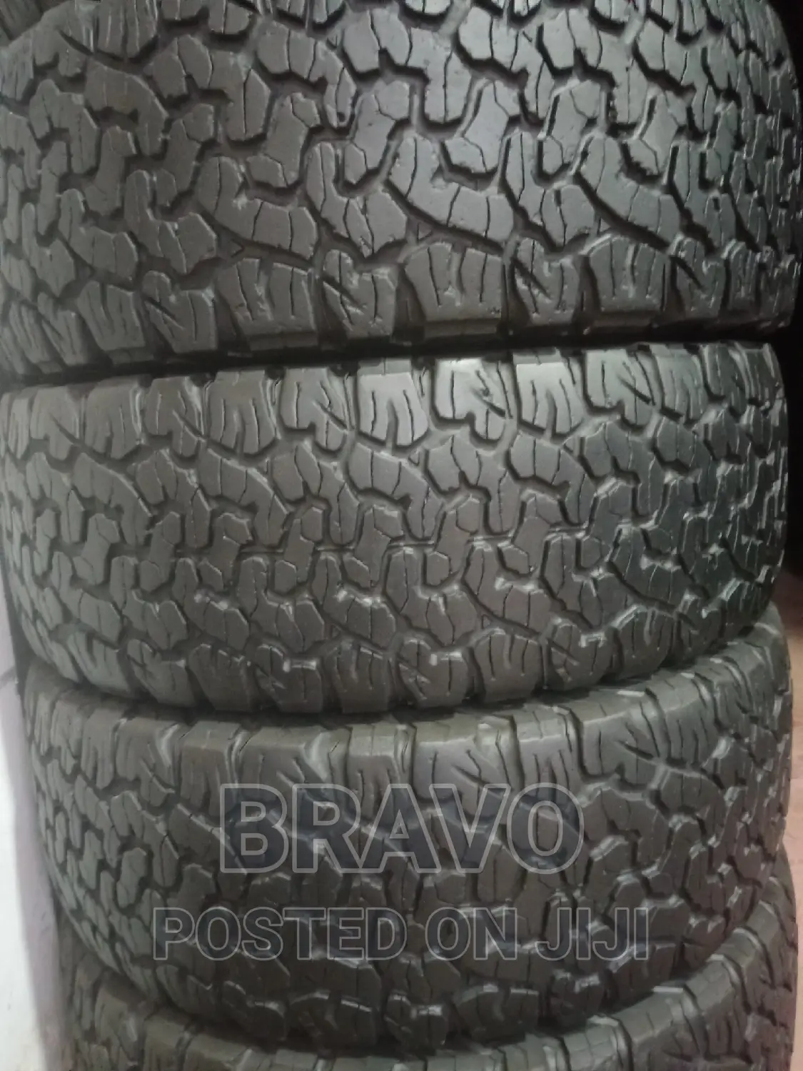 265/60r18 With White Wall Bf