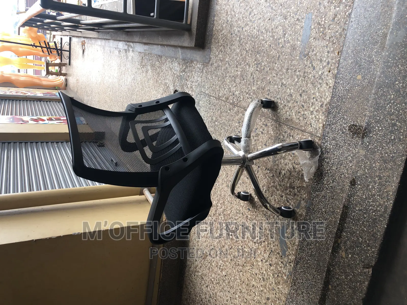 Mesh Back Rotating Office Chairs