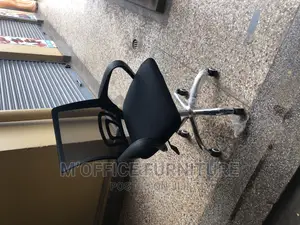 Mesh Back Rotating Office Chairs