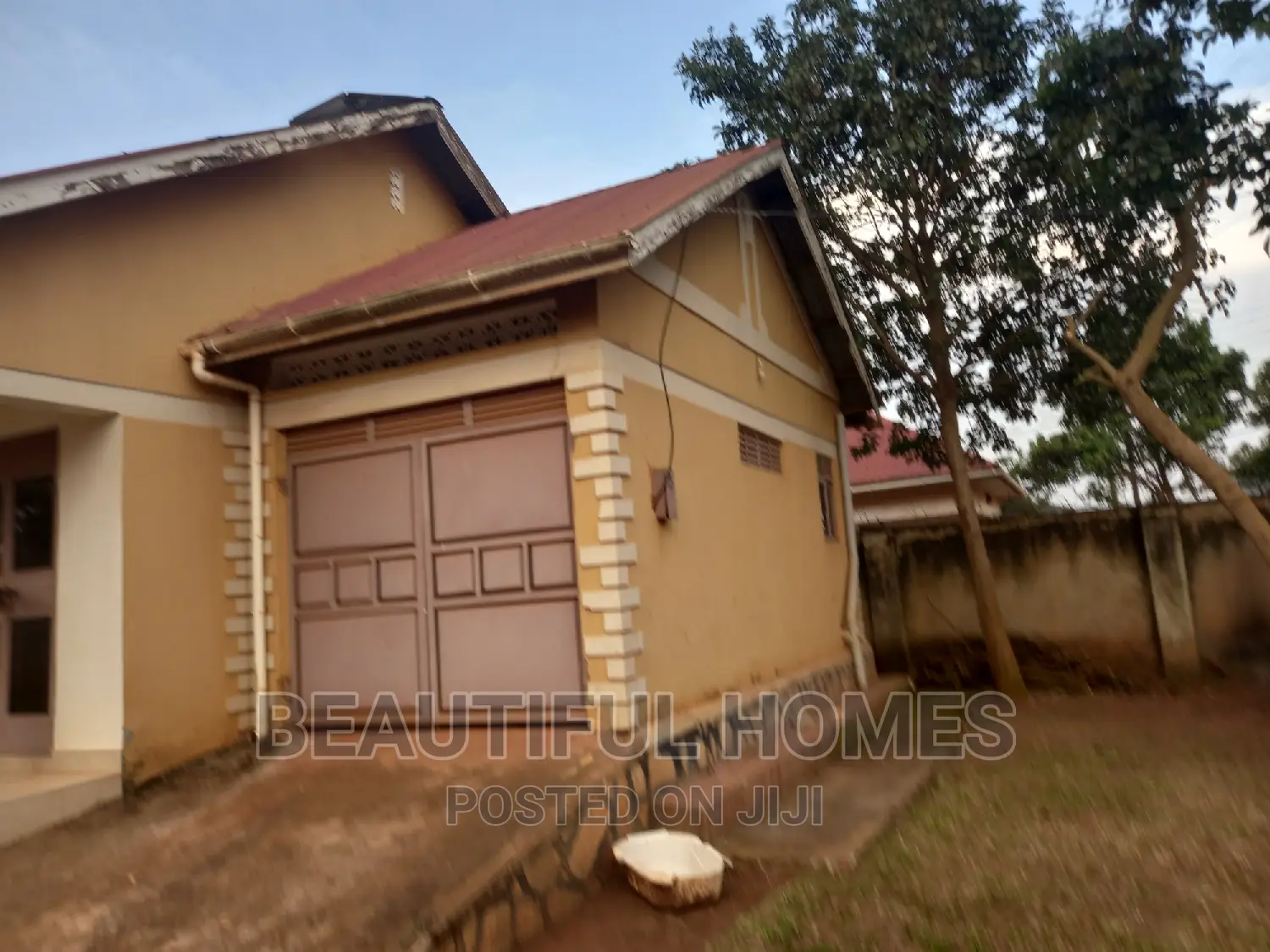 3bdrm House in Kira for sale