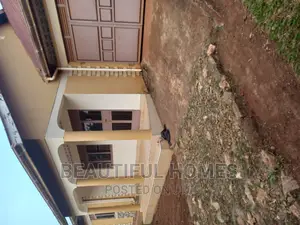 Furnished 3bdrm Bungalow in Kira Nsasa for sale