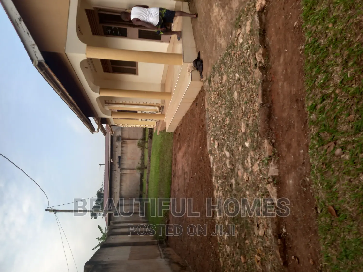 Furnished 3bdrm Bungalow in Kira Nsasa for sale
