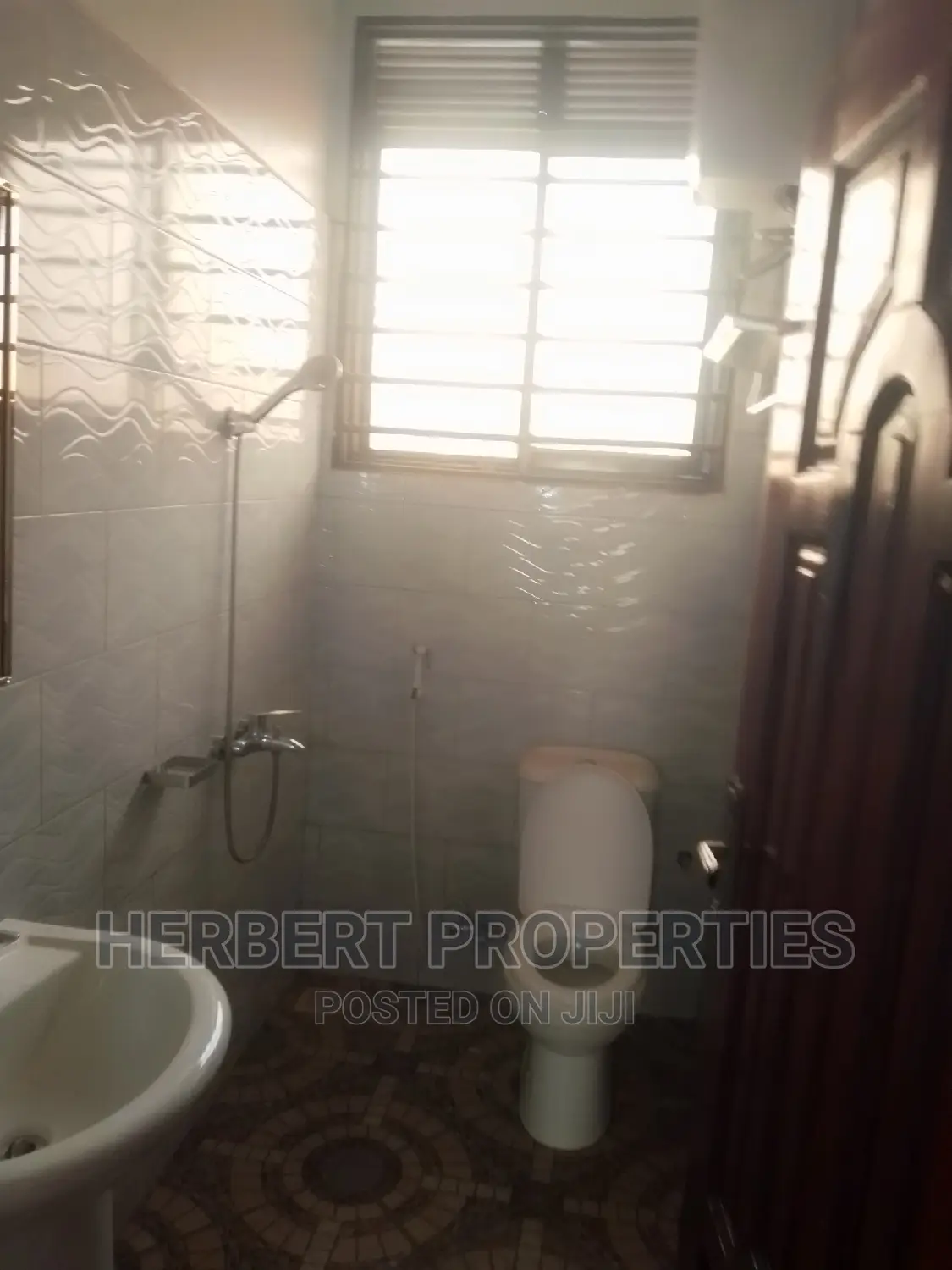 1bdrm Apartment in Bweyogerere, Central Division for rent