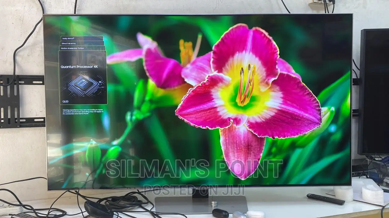 UK Used Samsung 55" Q82B Qled TV