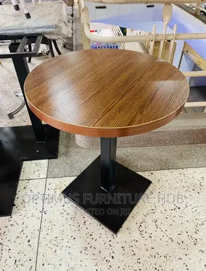 Round Table (Wooden)