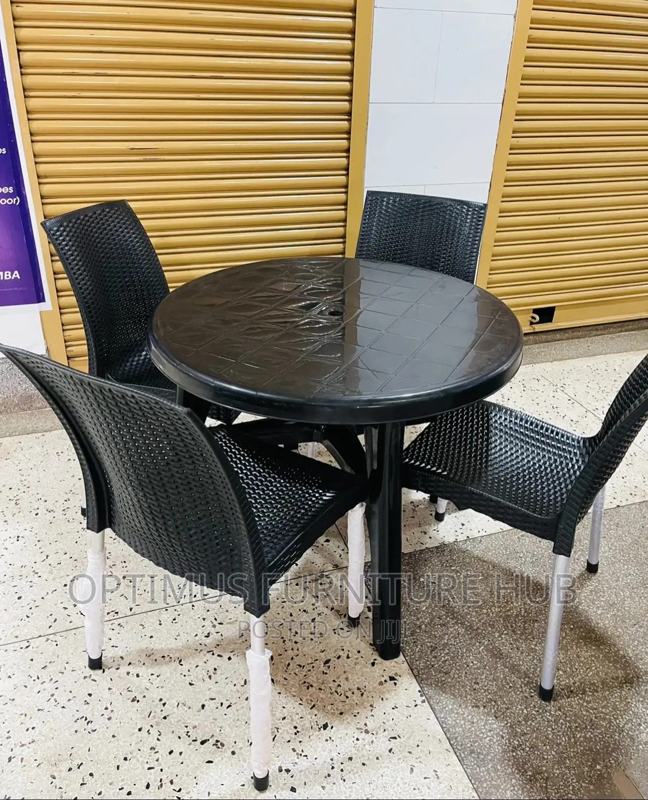 Single Table and Chairs