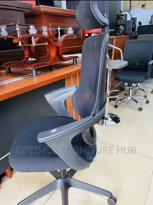 Office Chair (Fabric)