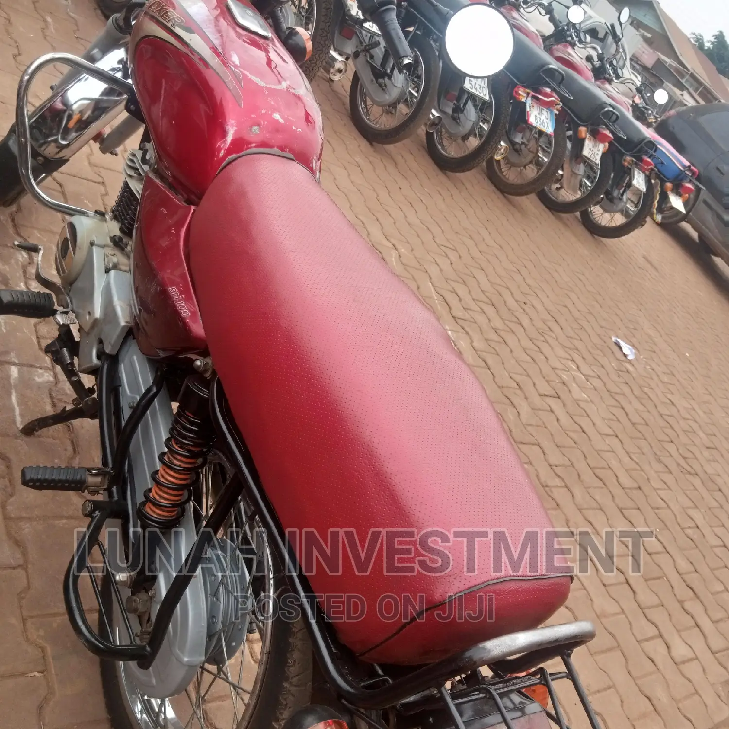 Bajaj Boxer 100 2022 Red