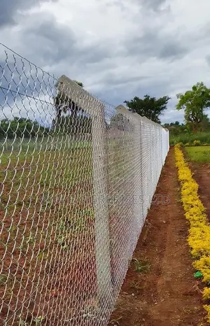 Chain Link Fence Construction