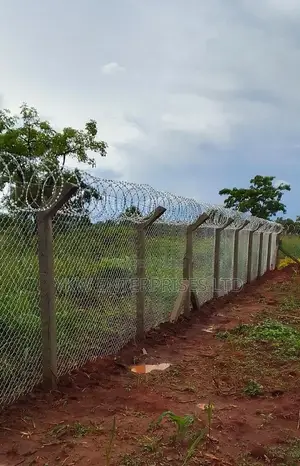 Chain Link Fence Construction