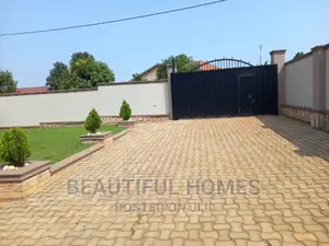 Furnished 4bdrm House in Kira for sale