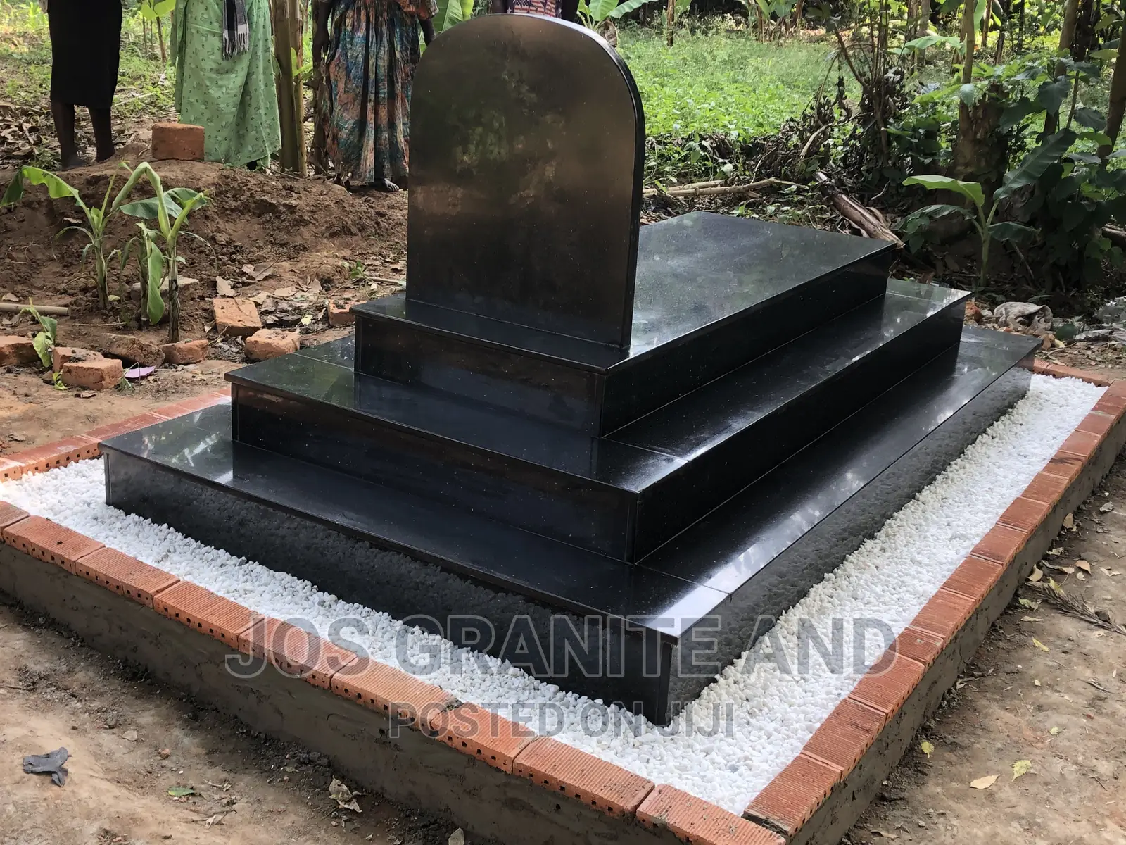 Grave Finishing