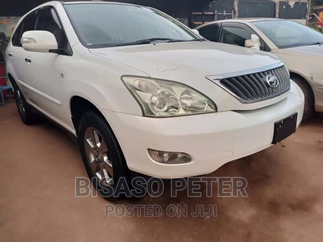 Toyota Harrier 2.4 2009 White