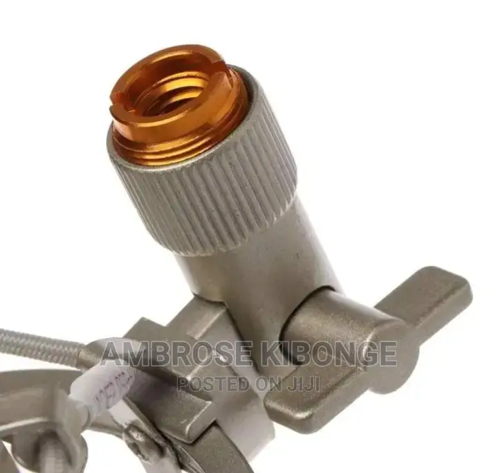 Anti Vibration Mic Clip Holder Shock Mount for Studio Mic.