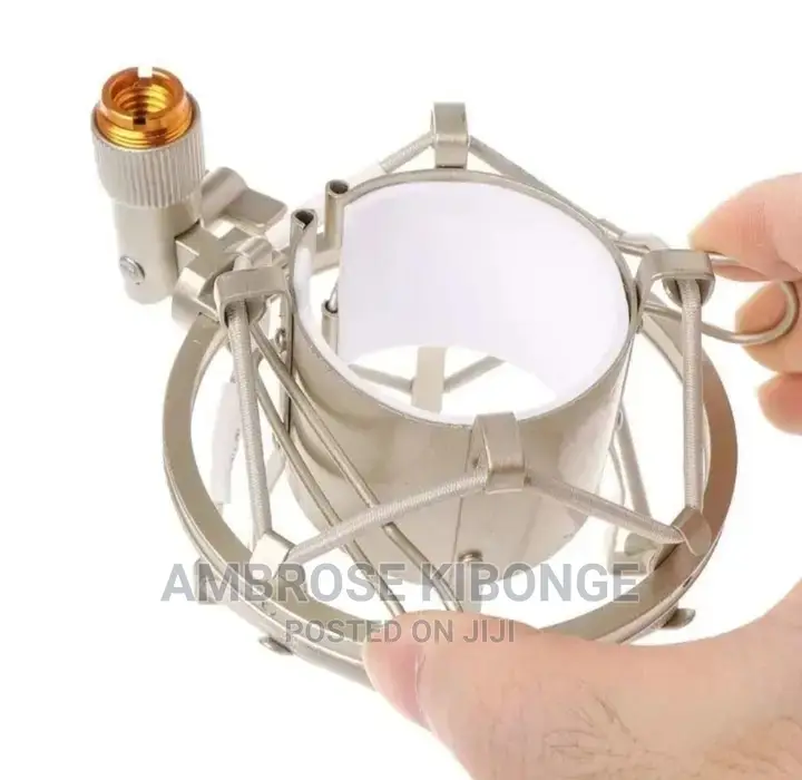 Anti Vibration Mic Clip Holder Shock Mount for Studio Mic.