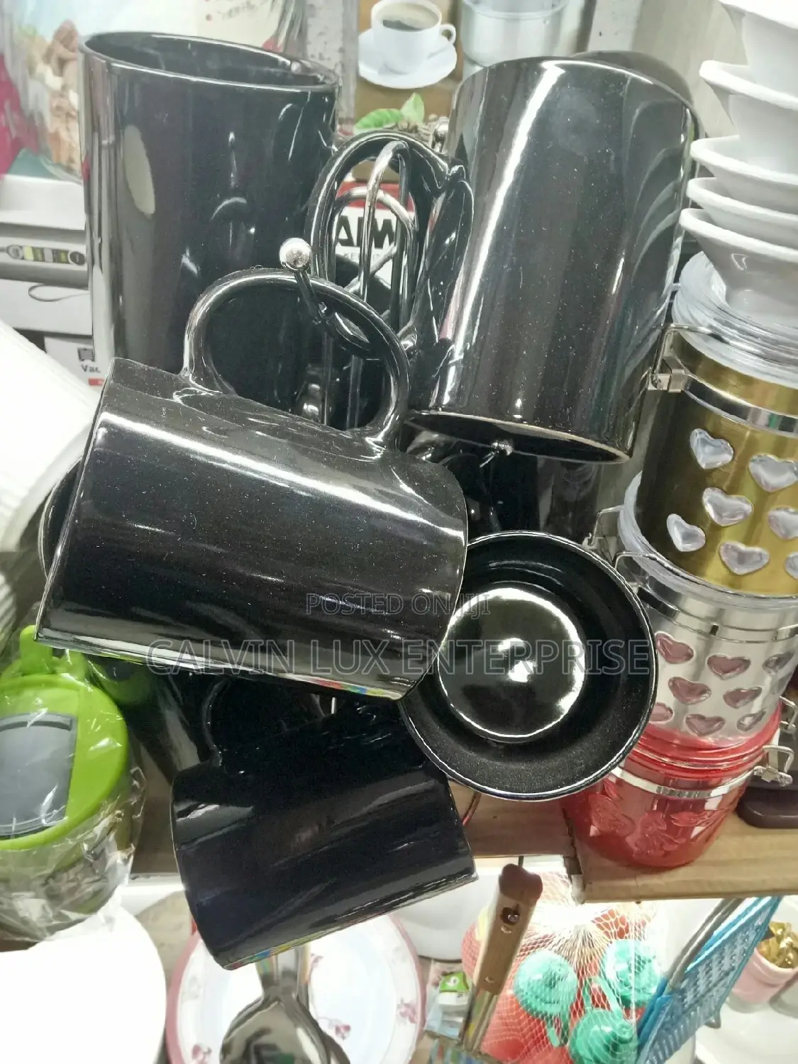 Cups Black Shinny