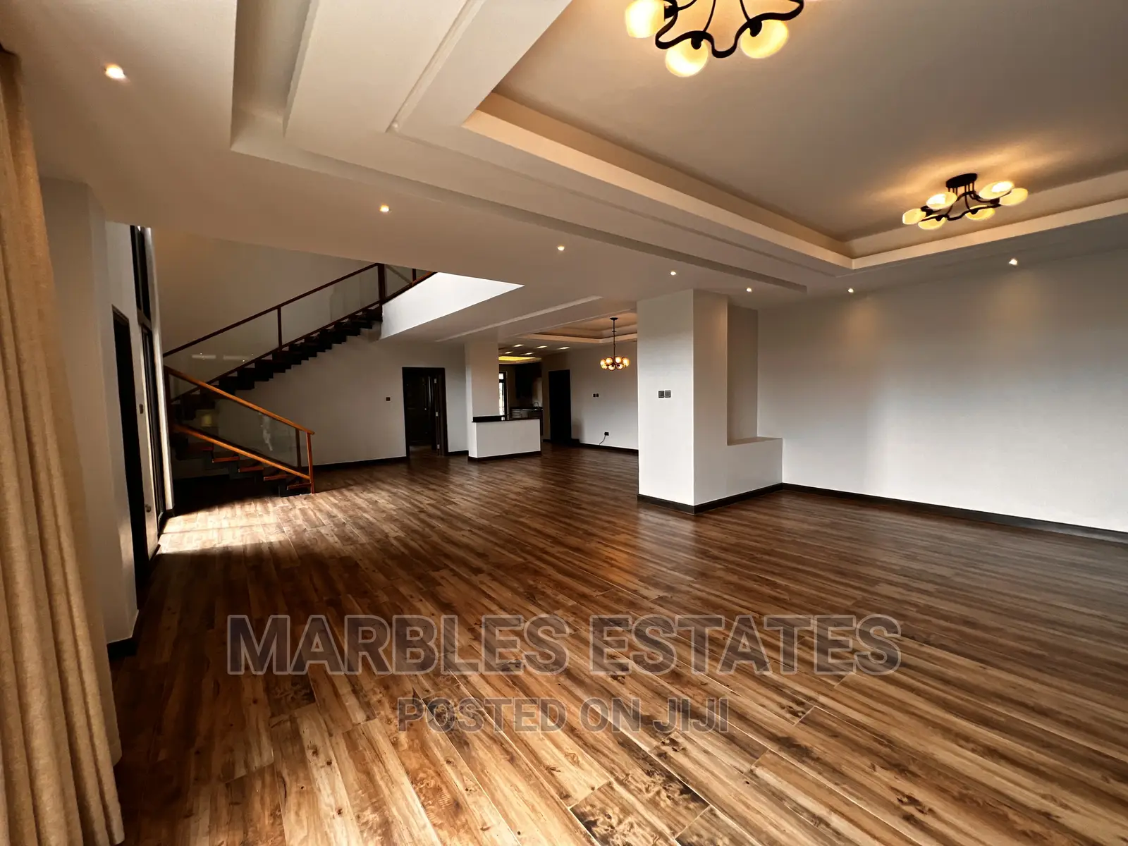 5bdrm Penthouse in Kololo, Central Division for rent