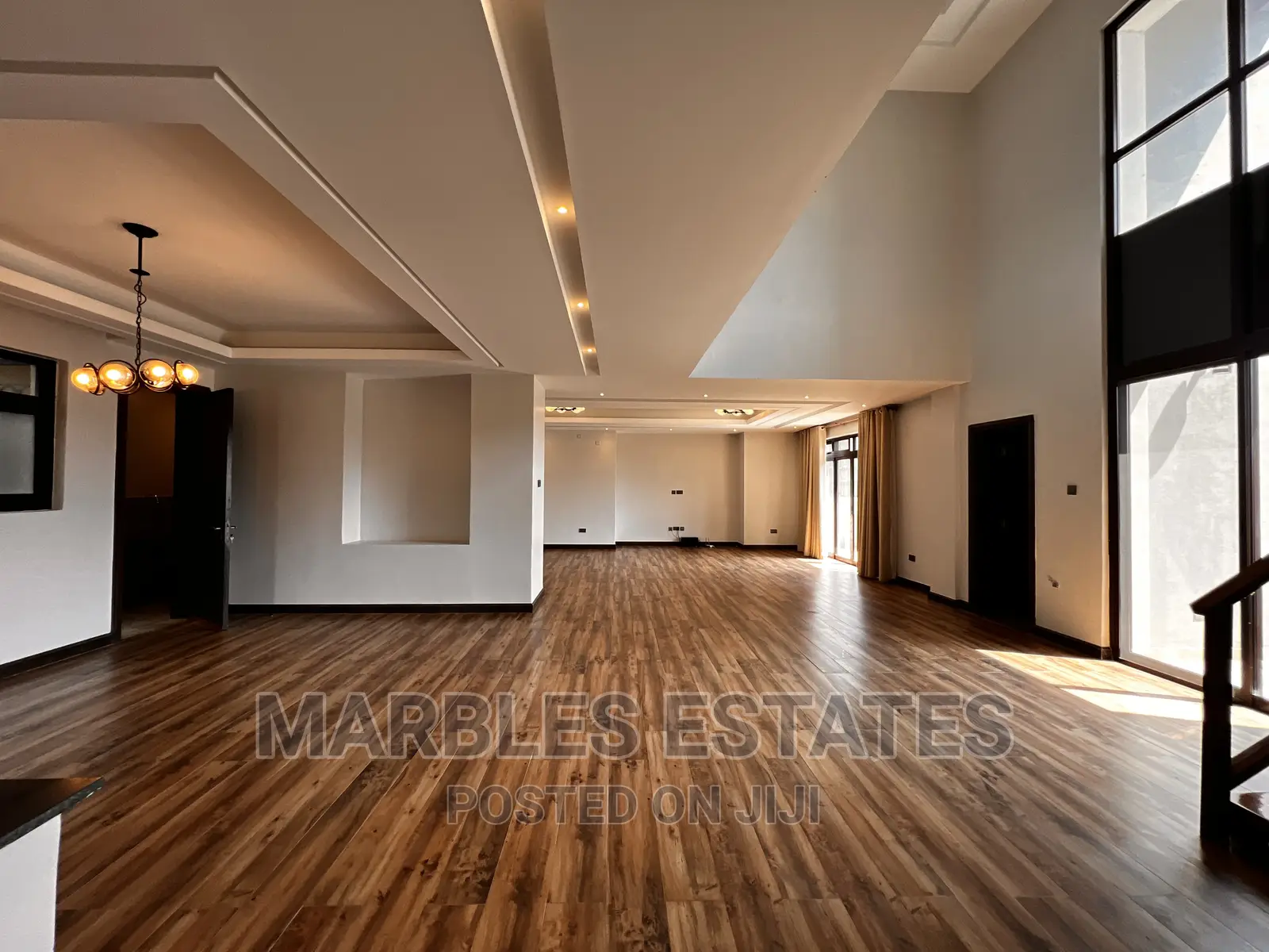 5bdrm Penthouse in Kololo, Central Division for rent