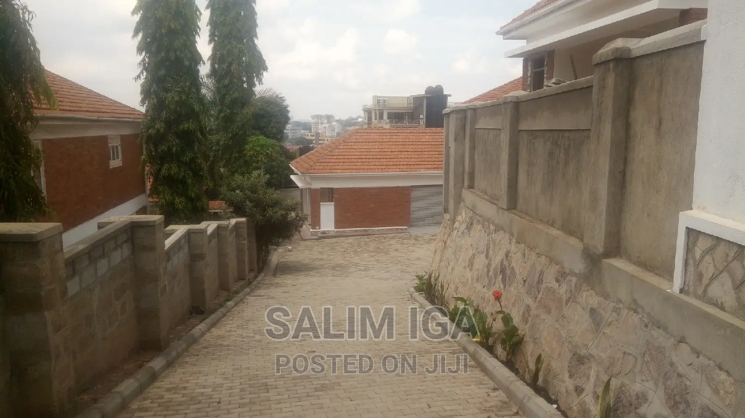 6bdrm Duplex in Kololo Property, Central Division for rent