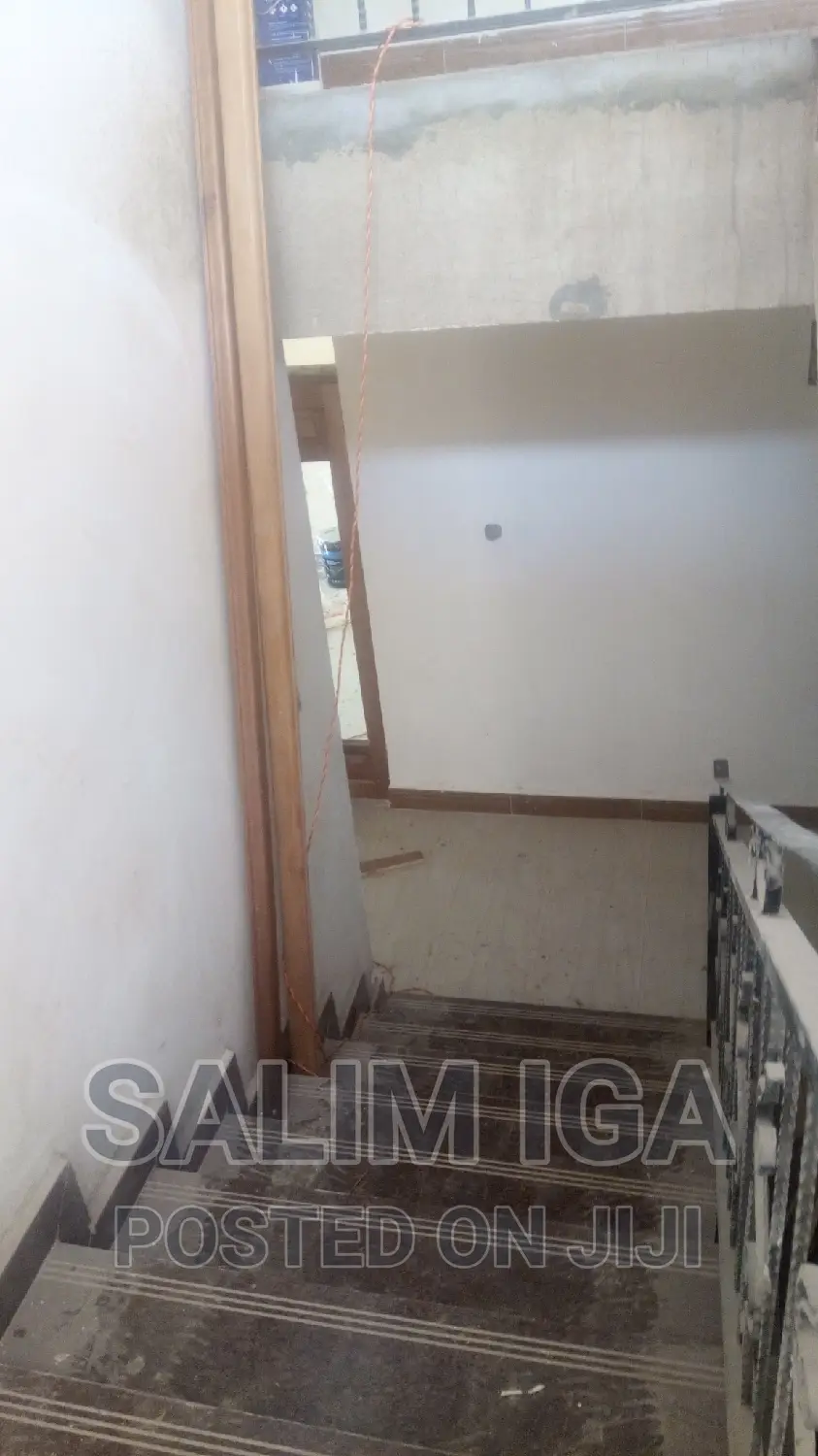 6bdrm Duplex in Kololo Property, Central Division for rent