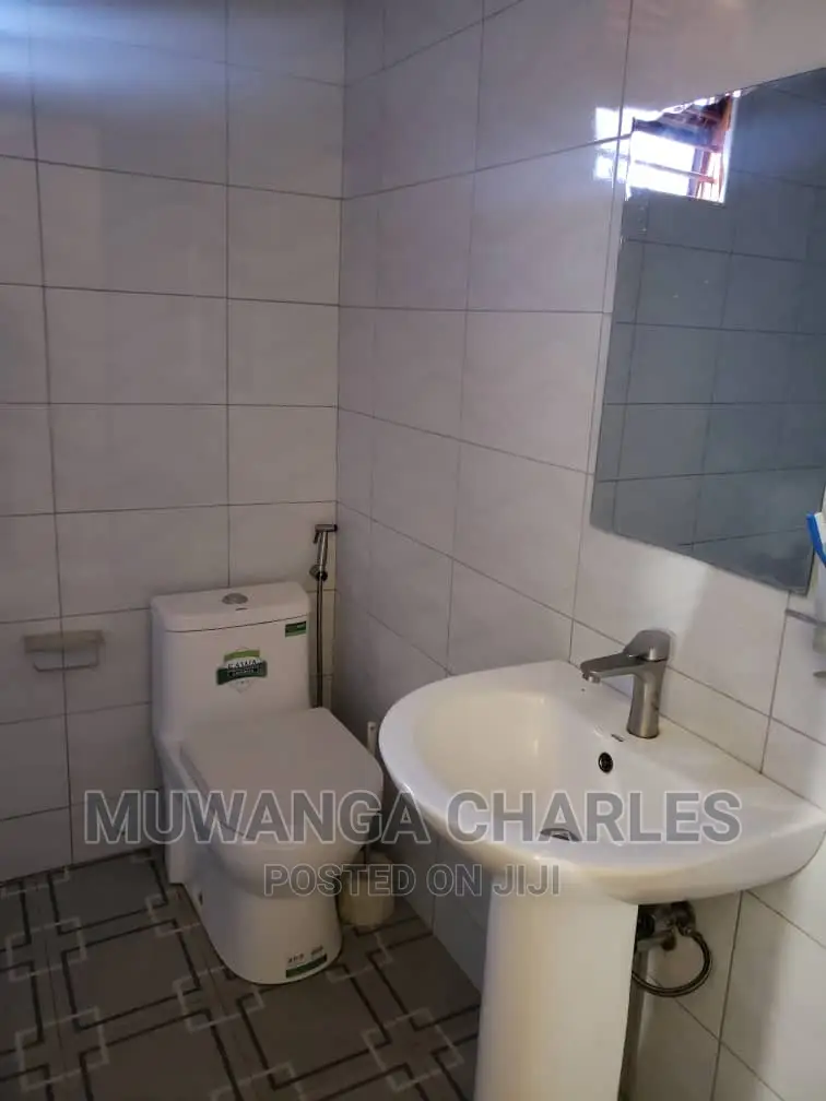 House Available for Rent in Kamwokya
