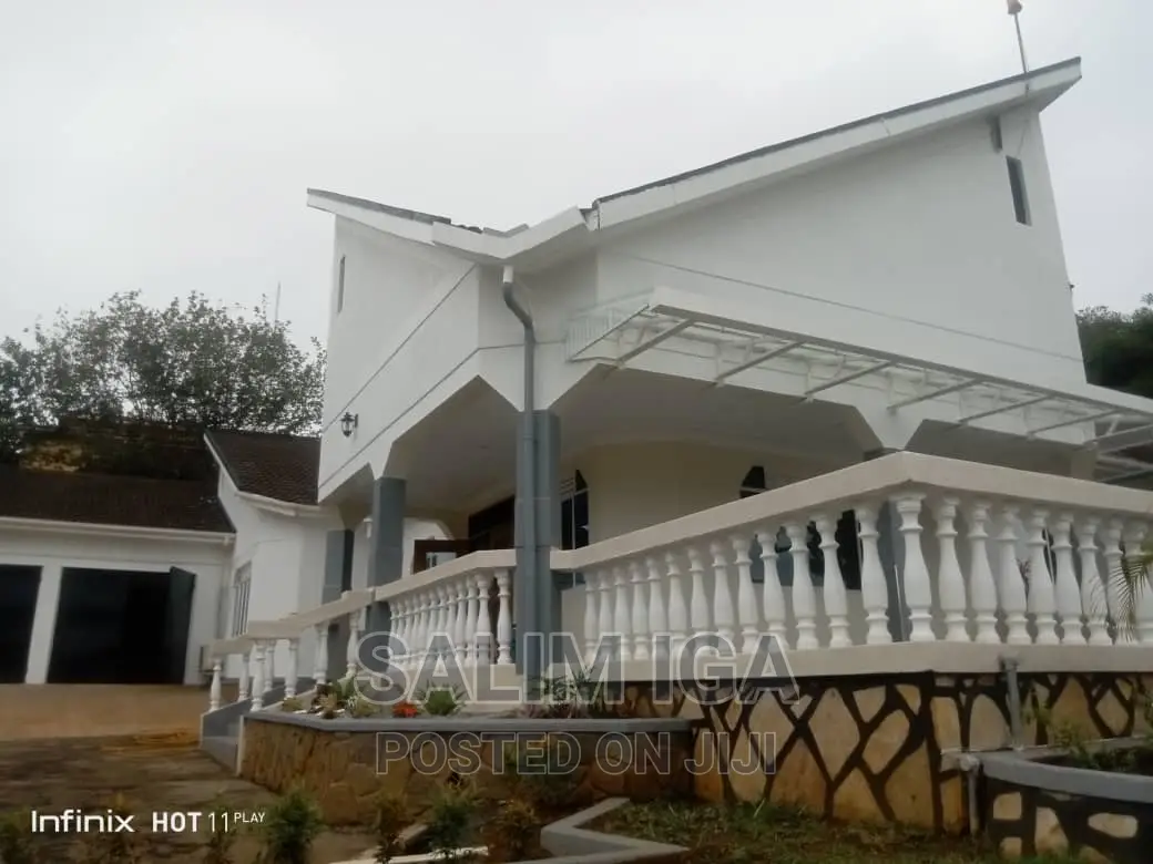 4bdrm Bungalow in Kololo Property, Central Division for rent