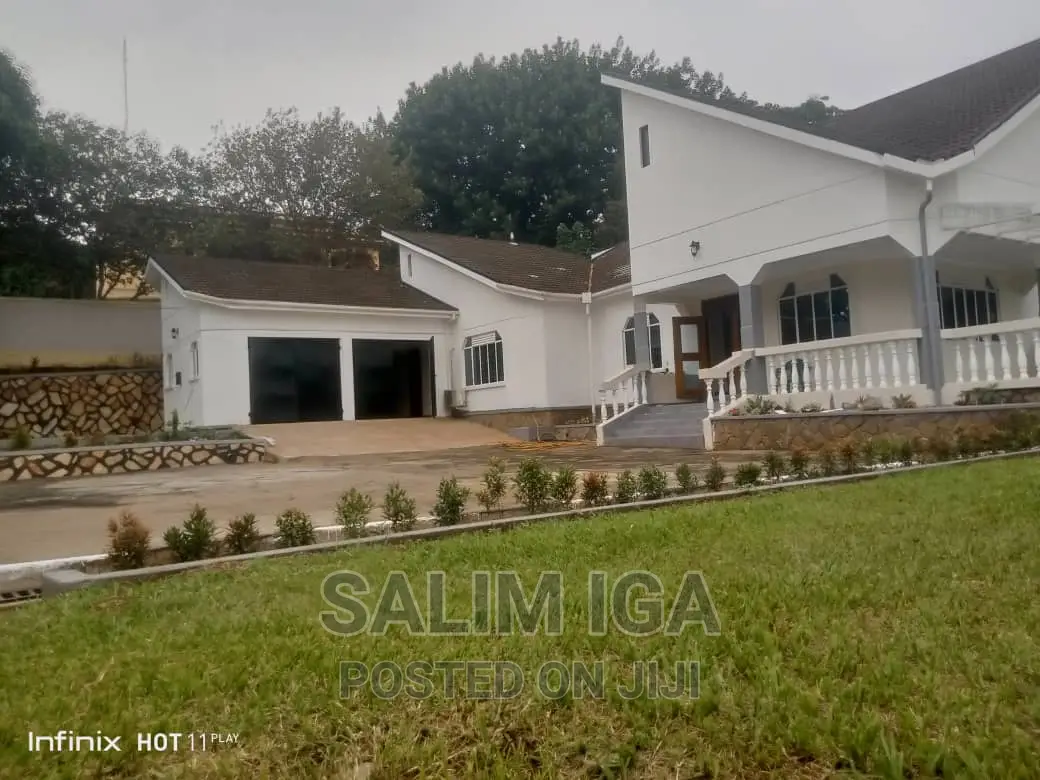 4bdrm Bungalow in Kololo Property, Central Division for rent