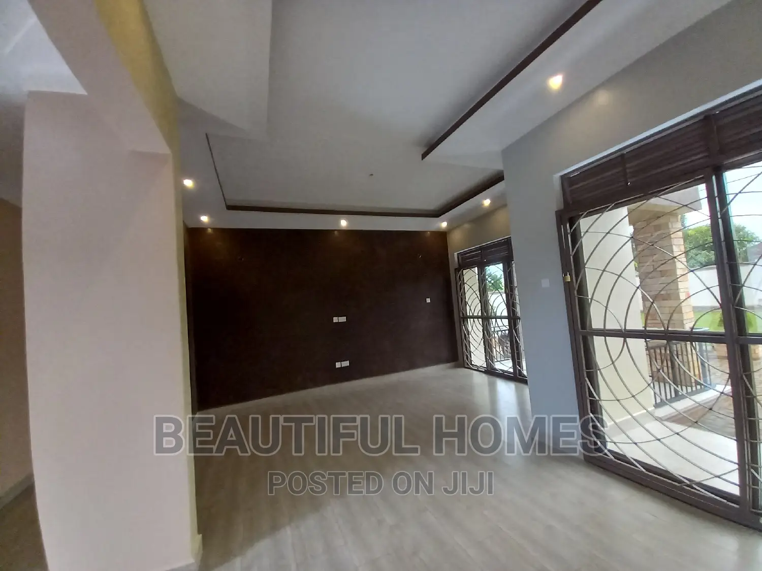 Furnished 4bdrm House in Kira for sale