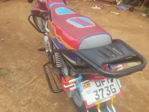 TVS HLX 125 2022 Red