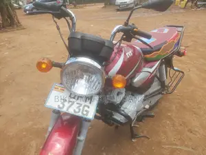 TVS HLX 125 2022 Red