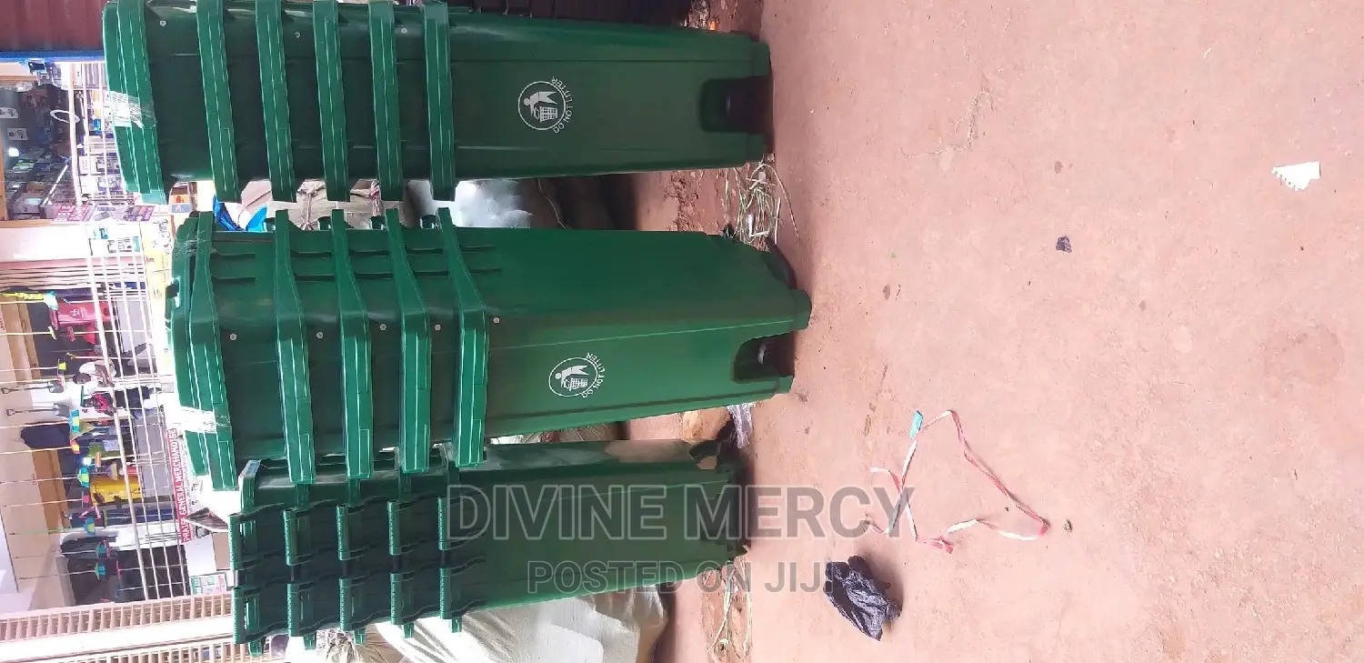 120L Step on Waste Bin