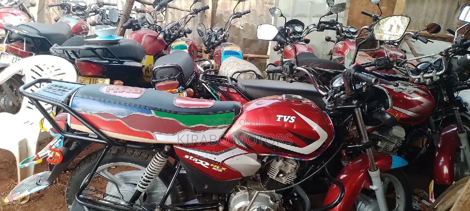 New TVS HLX 125 2023 Red