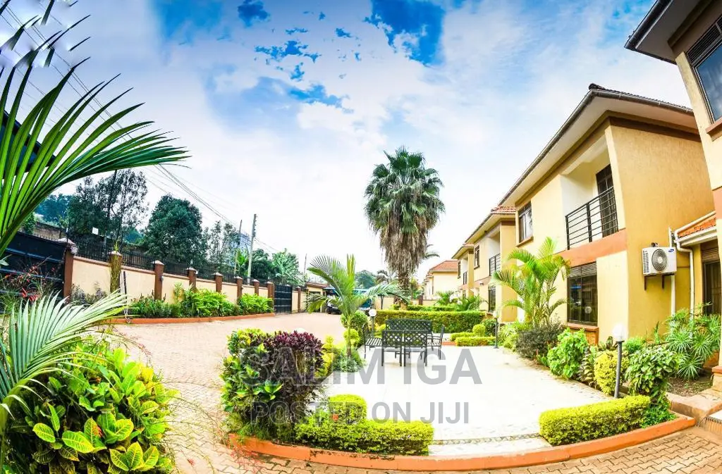 4bdrm Townhouse / Terrace in Kololo Property, Central Division