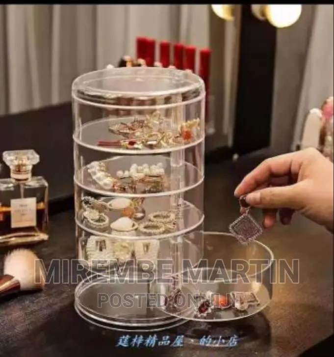 Rotating Jewelry Storage Box