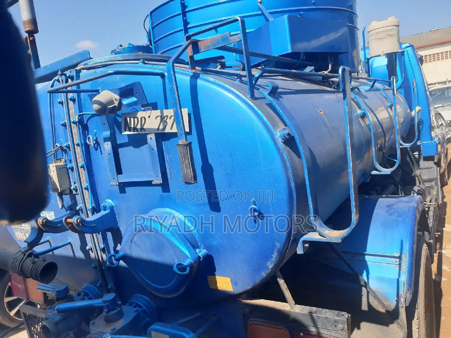 Isuzu Sewerage