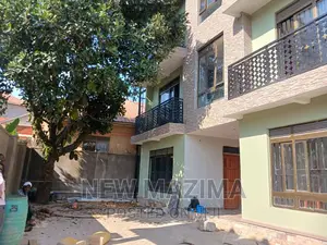 7bdrm Block of Flats in Munyonyo Heights, Central Division for sale