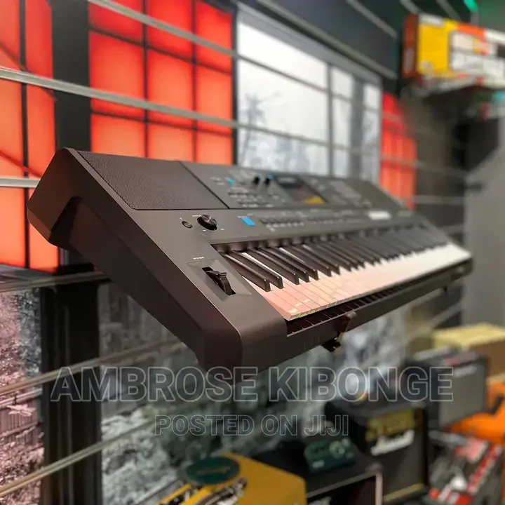 Original Version YAMAHA PSR E473 Electronic Keyboard Piano.