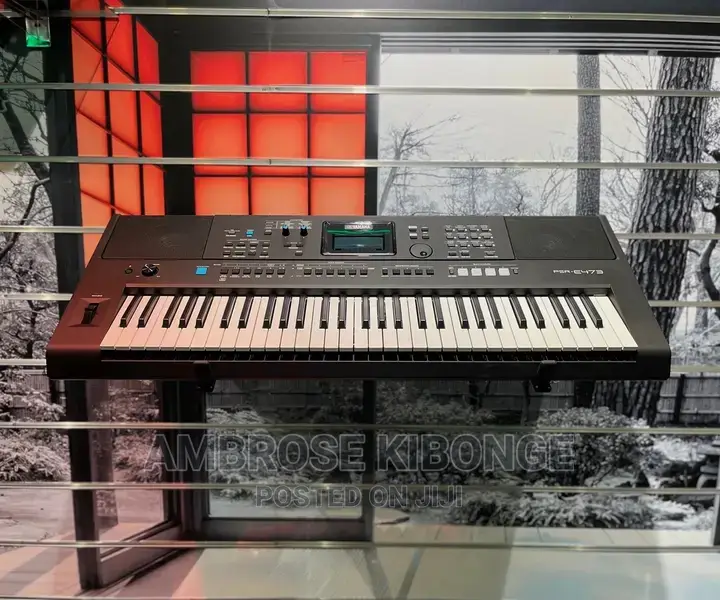 Original Version YAMAHA PSR E473 Electronic Keyboard Piano.