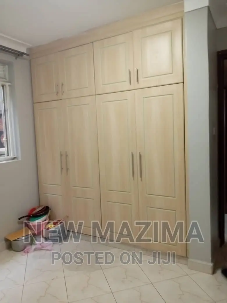 6bdrm Block of Flats in Makindye Kizungu, Central Division for sale