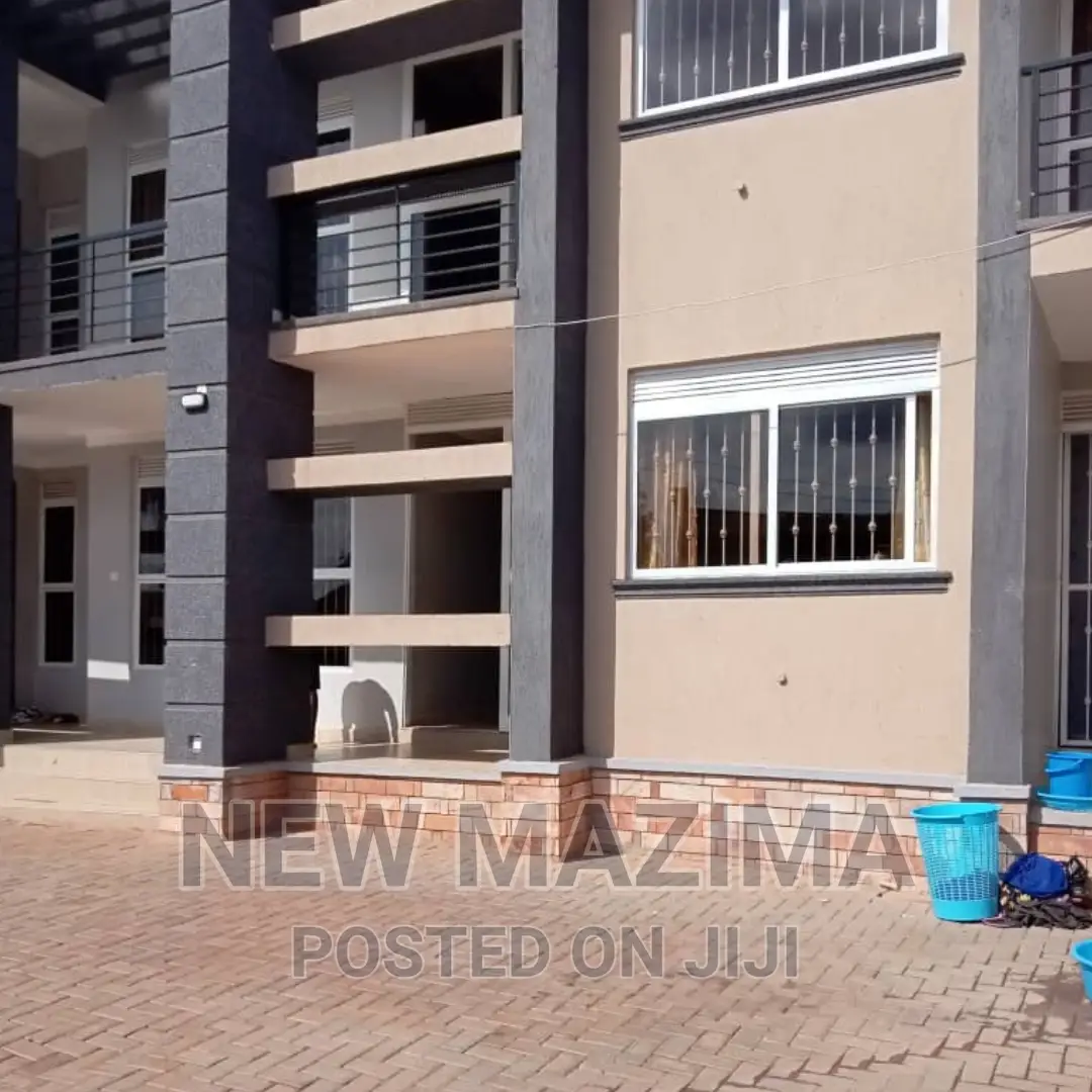 6bdrm Block of Flats in Makindye Kizungu, Central Division for sale