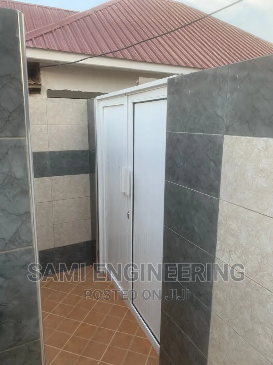 Aluminum Pannel Door Matuga