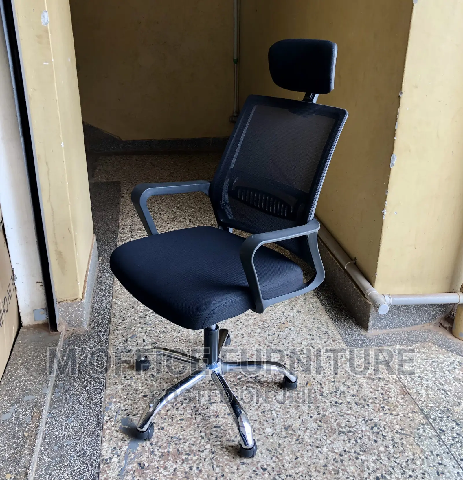 Headrest Office Chairs